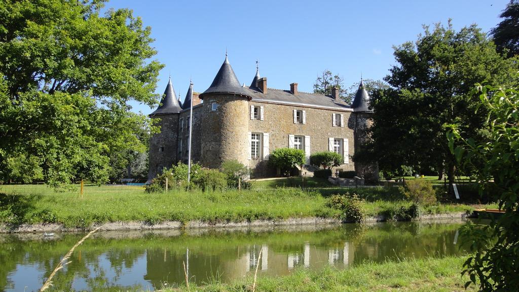 Chateau De La Frogerie Maulévrier Exteriör bild