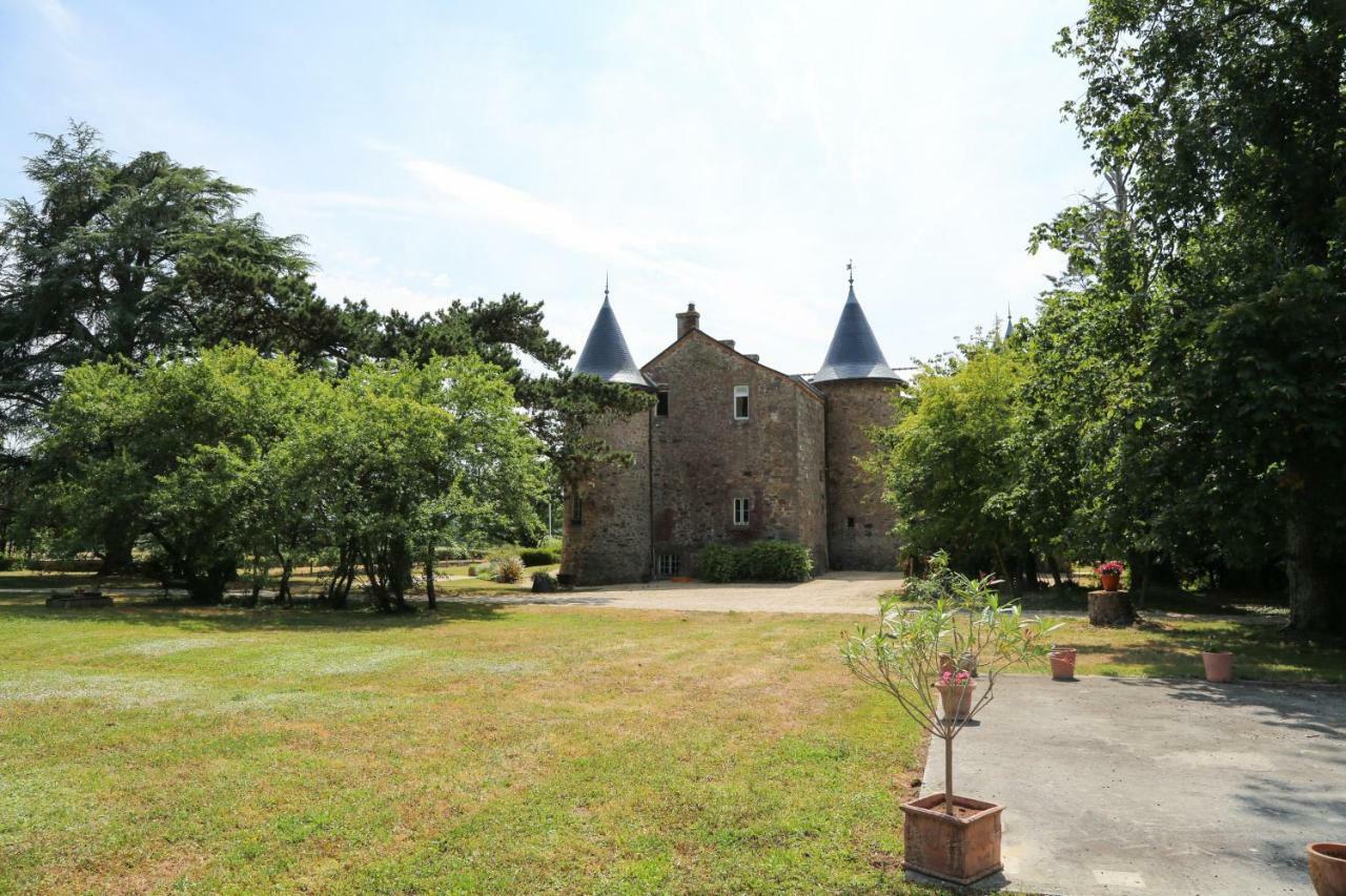 Chateau De La Frogerie Maulévrier Exteriör bild