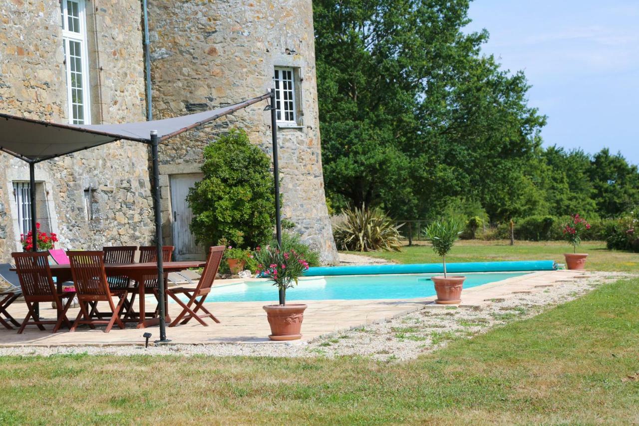 Chateau De La Frogerie Maulévrier Exteriör bild