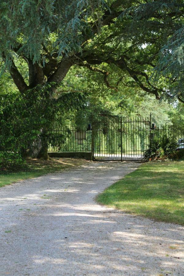 Chateau De La Frogerie Maulévrier Exteriör bild